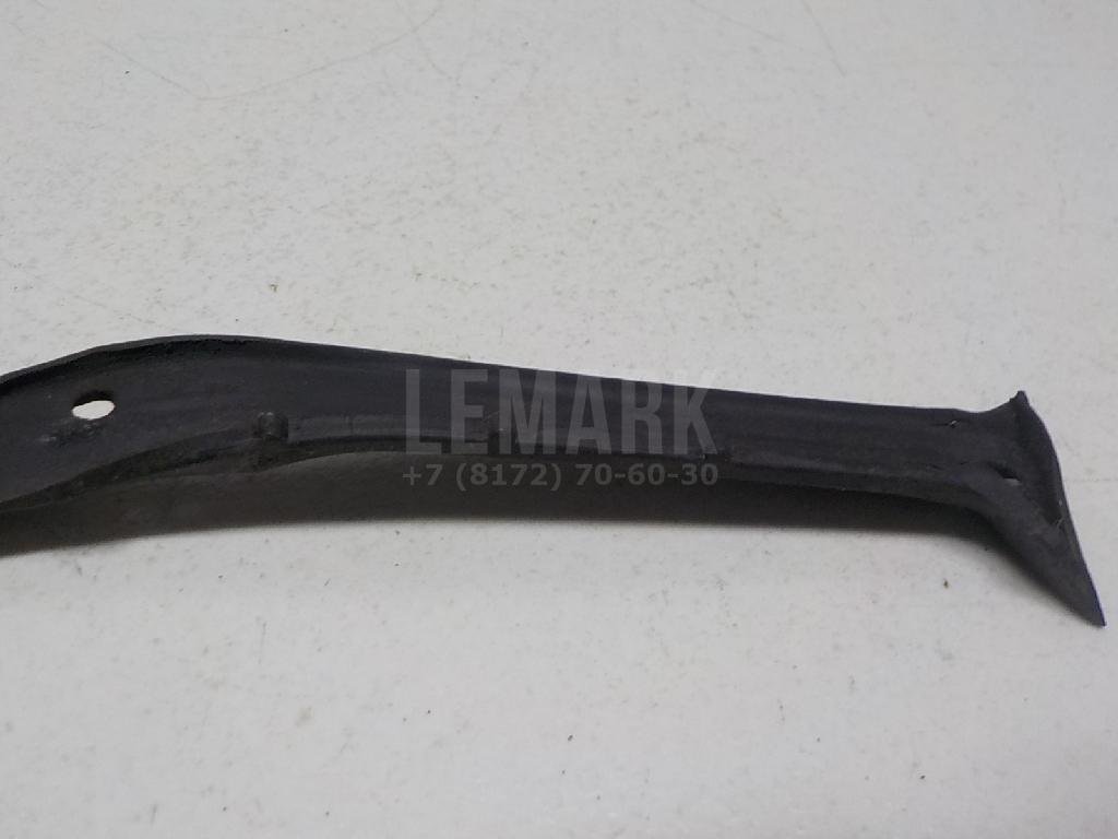 Уплотнитель фары для  Audi 80/90 [B2] 0-1986