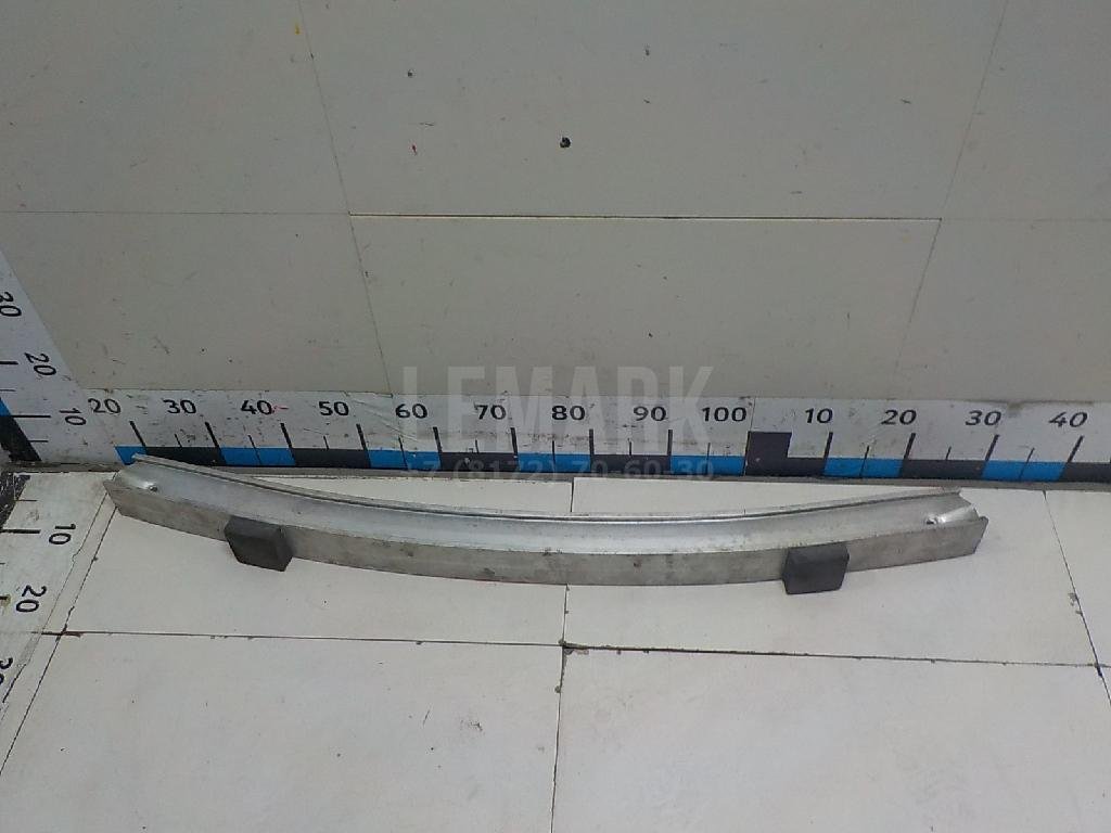 Усилитель переднего бампера