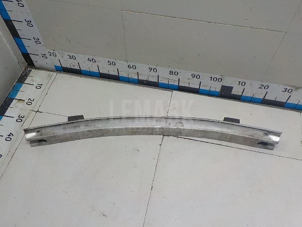 Усилитель переднего бампера