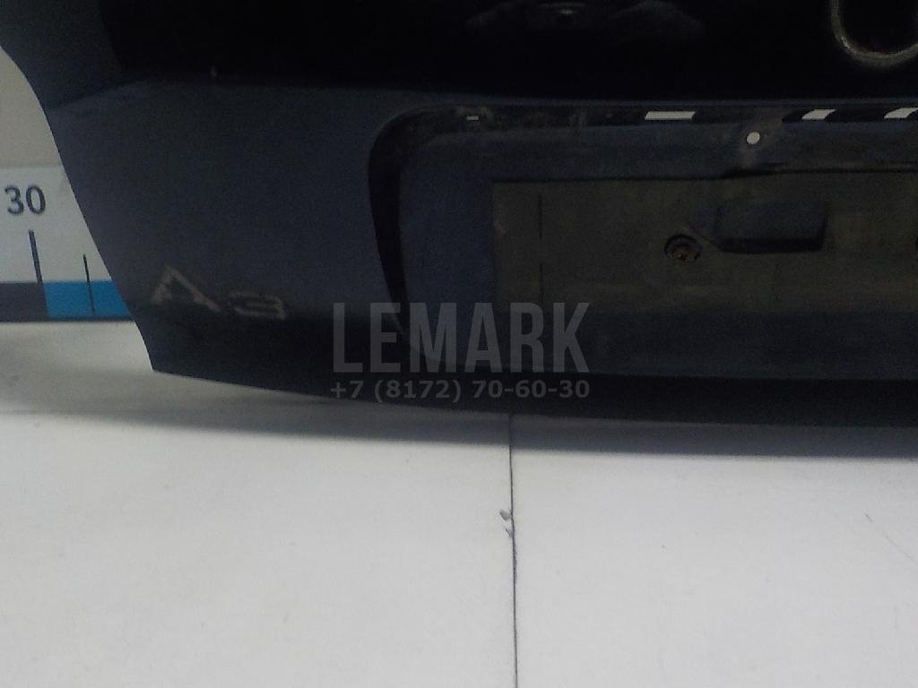 Дверь багажника