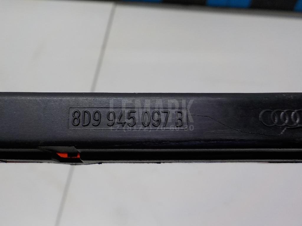 Фонарь задний (стоп сигнал)