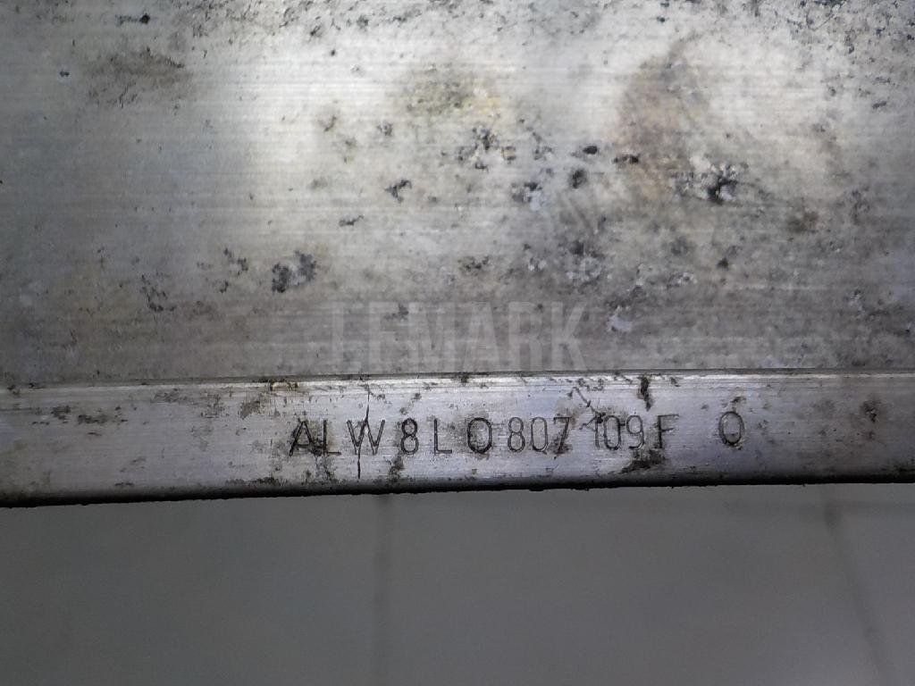 Усилитель переднего бампера