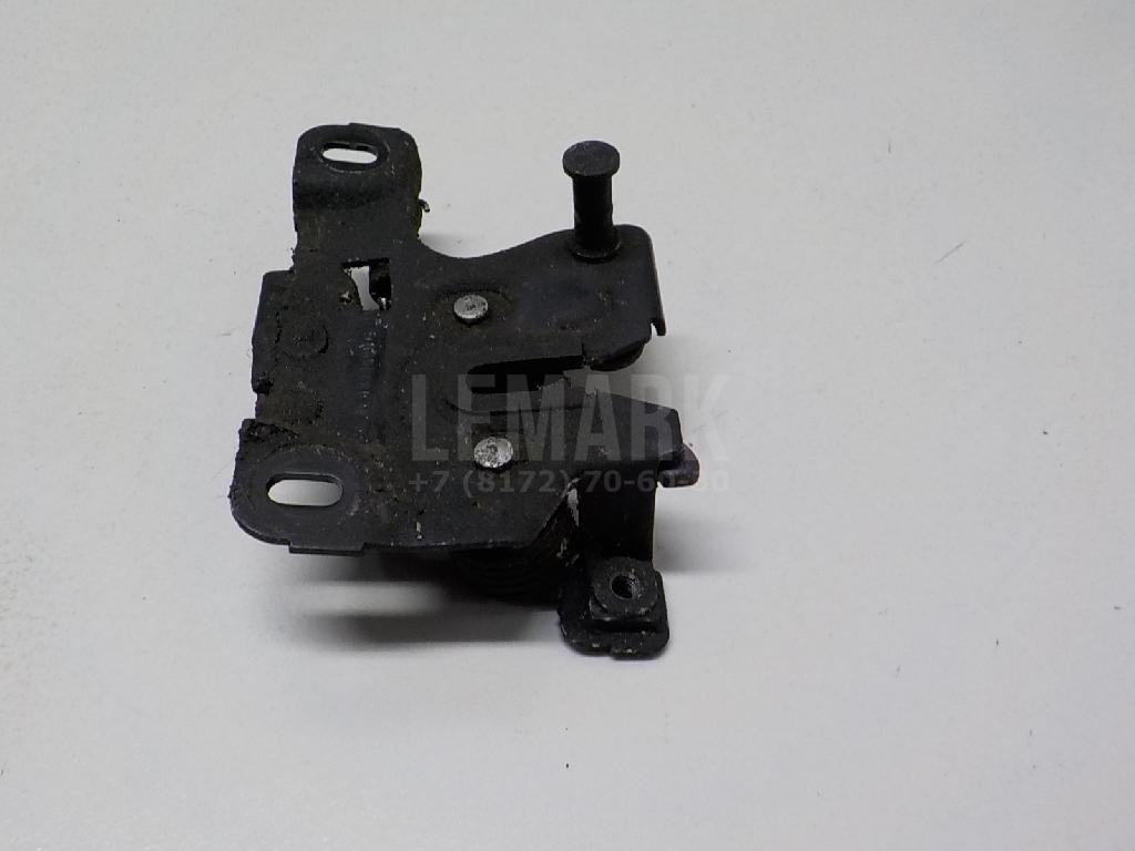 Замок капота