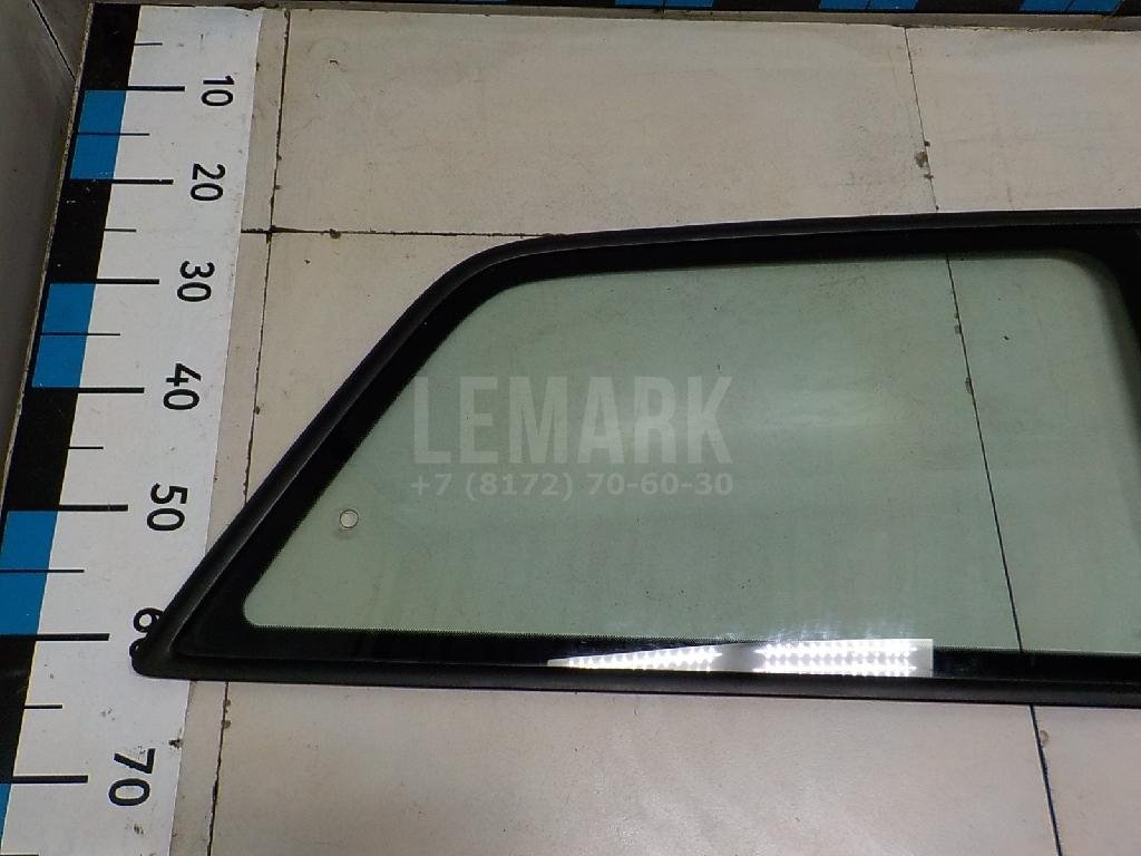 Стекло кузовное открывающееся (форточка) левое