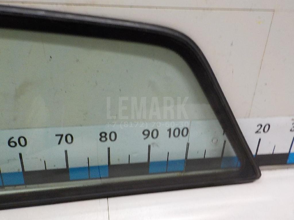 Стекло кузовное открывающееся (форточка) левое