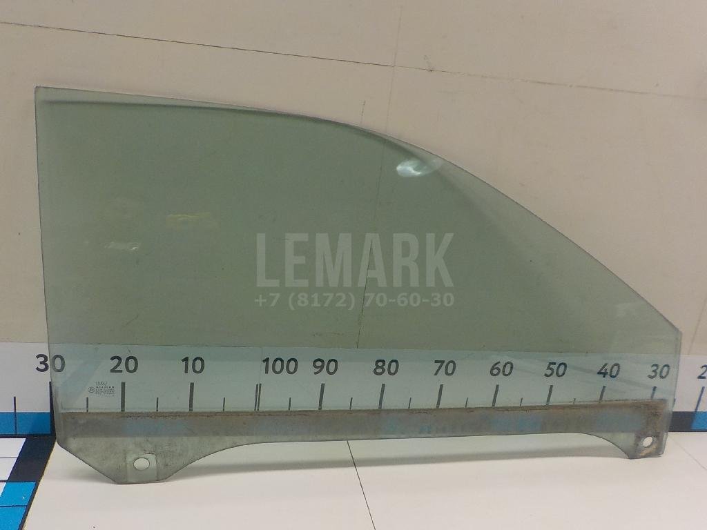 Стекло двери передней правой