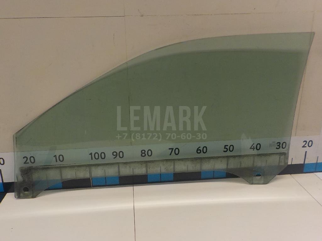 Стекло двери передней правой
