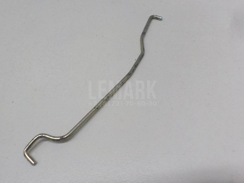 Тяга замка багажника