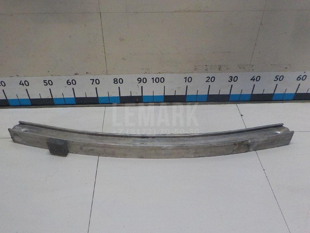 Усилитель переднего бампера