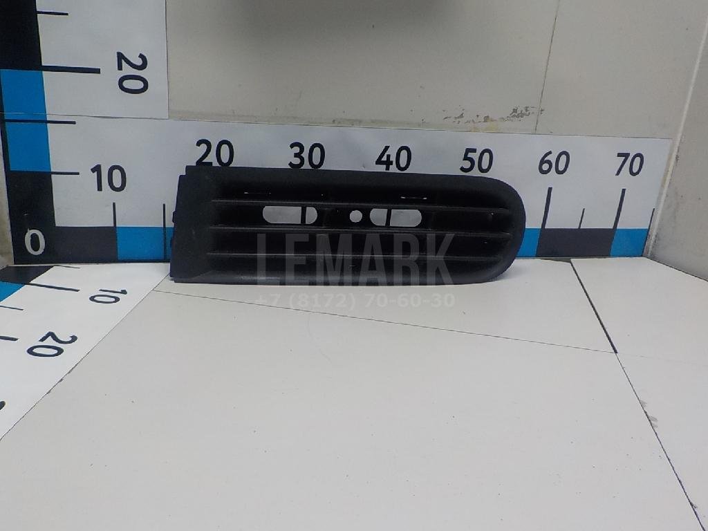 Решетка в бампер левая для  Alfa Romeo 159 2005-2011