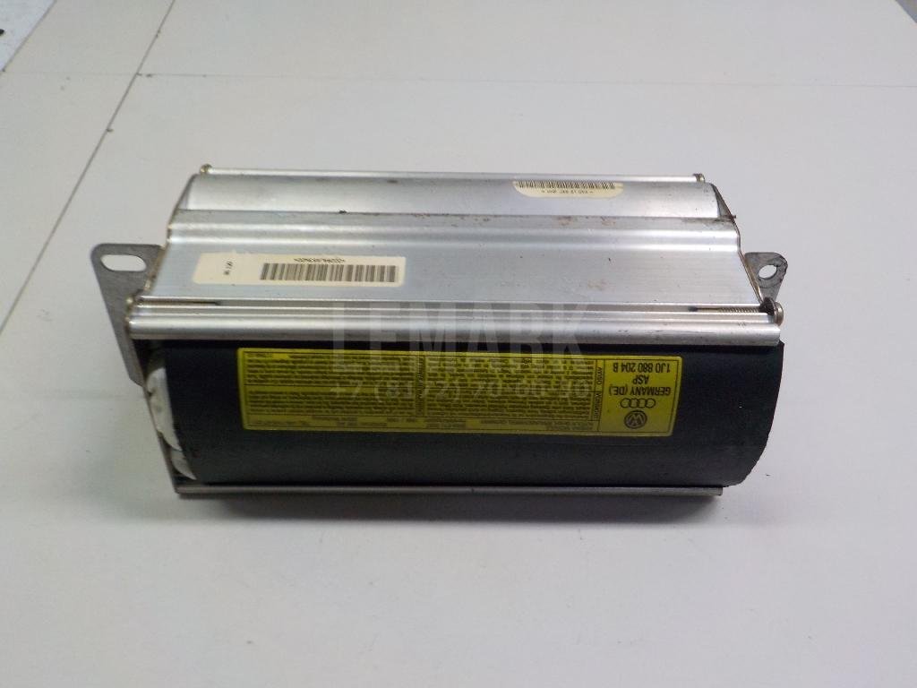 Подушка безопасности пассажирская (в торпедо)