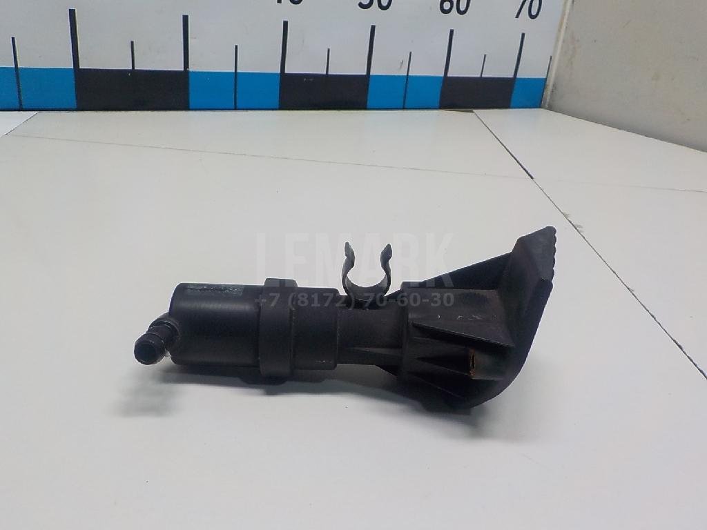 Форсунка омывателя фары