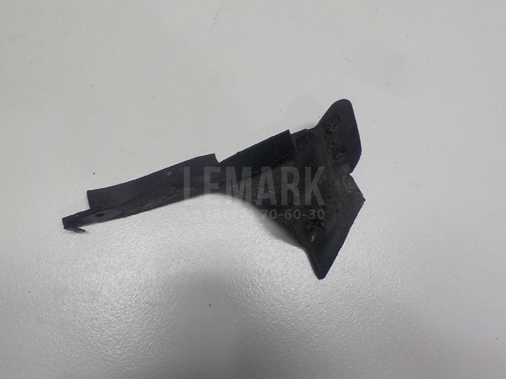 Уплотнитель (внутри) для  Audi A4 [B7] 2005-2007