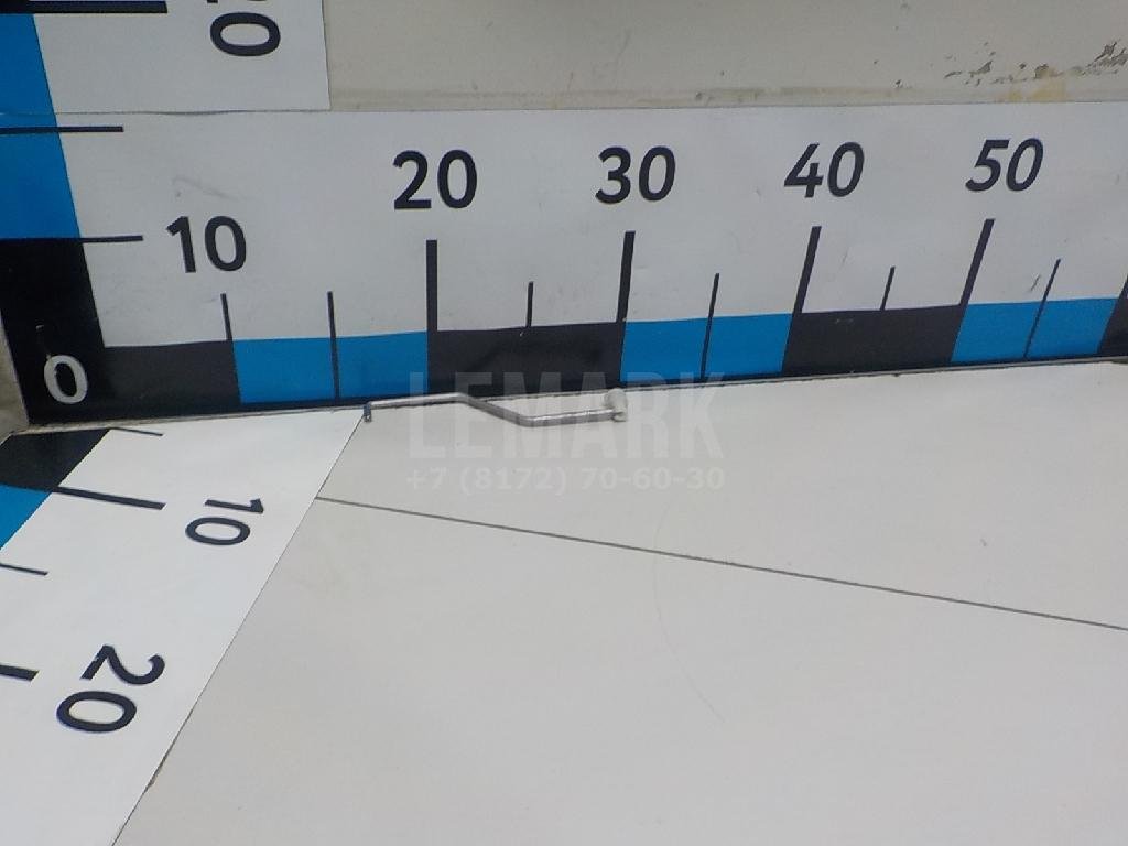 Тяга замка багажника