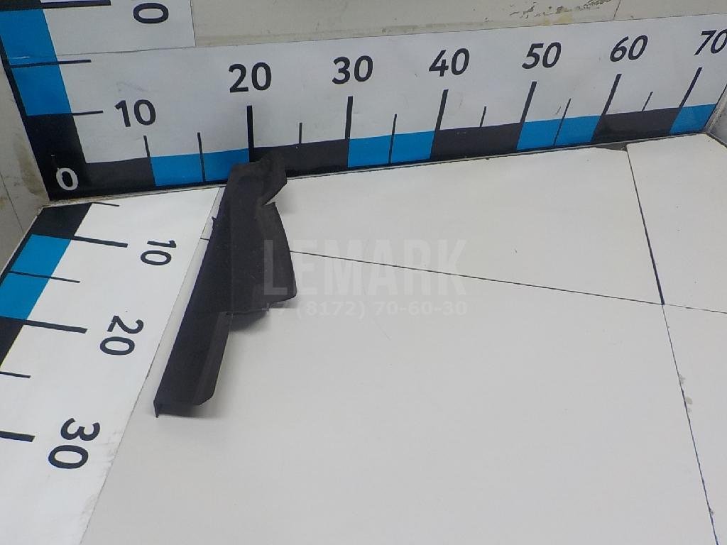 Воздуховод радиатора правый