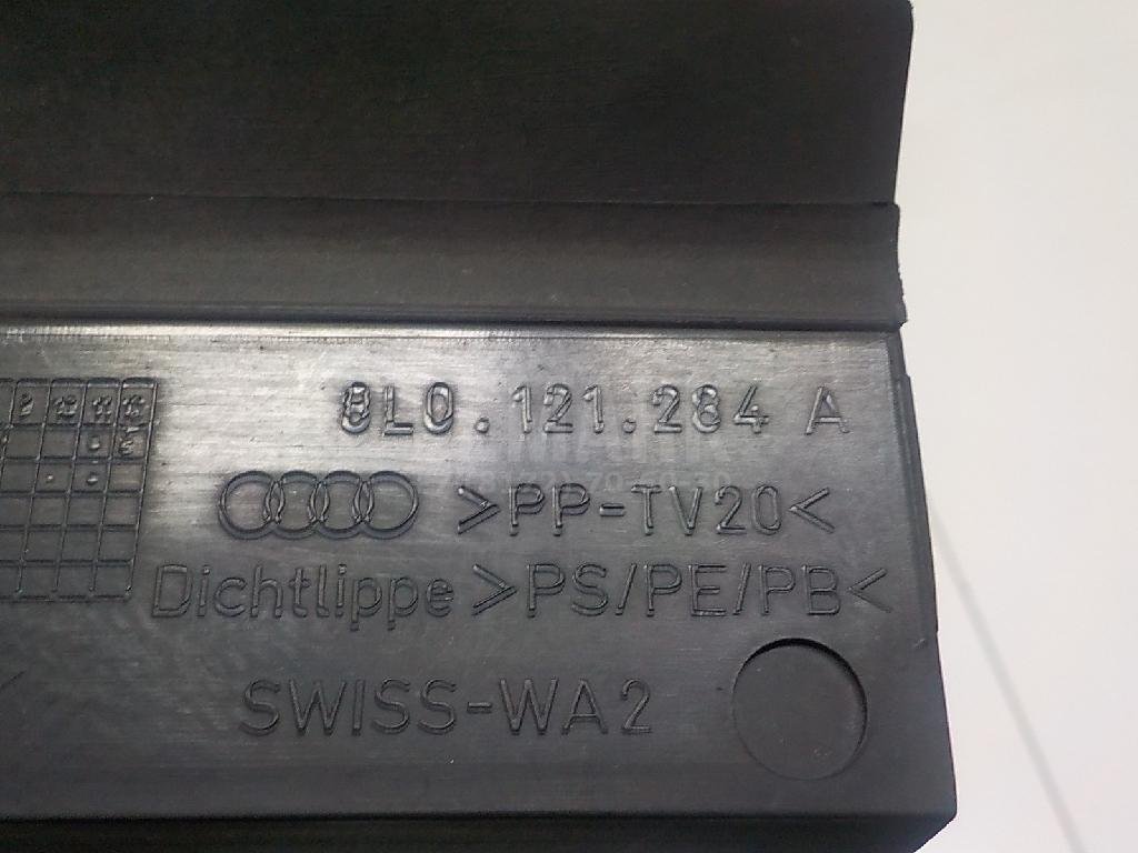 Воздуховод радиатора правый