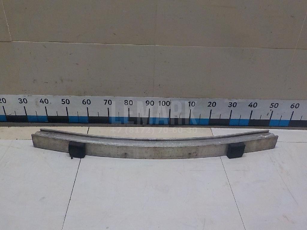 Усилитель переднего бампера