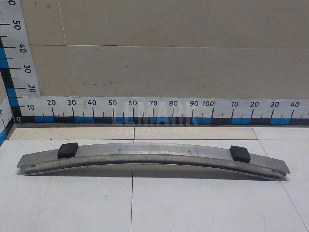 Усилитель переднего бампера