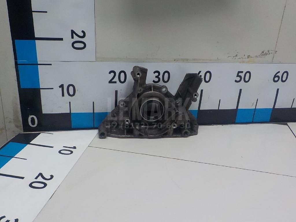 Крышка двигателя передняя