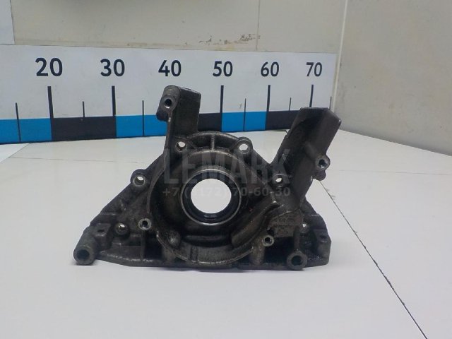 Крышка двигателя передняя