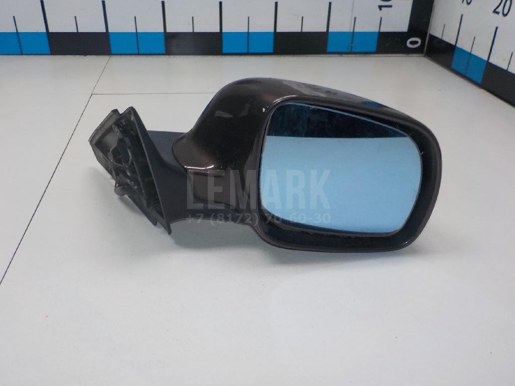 Зеркало правое электрическое