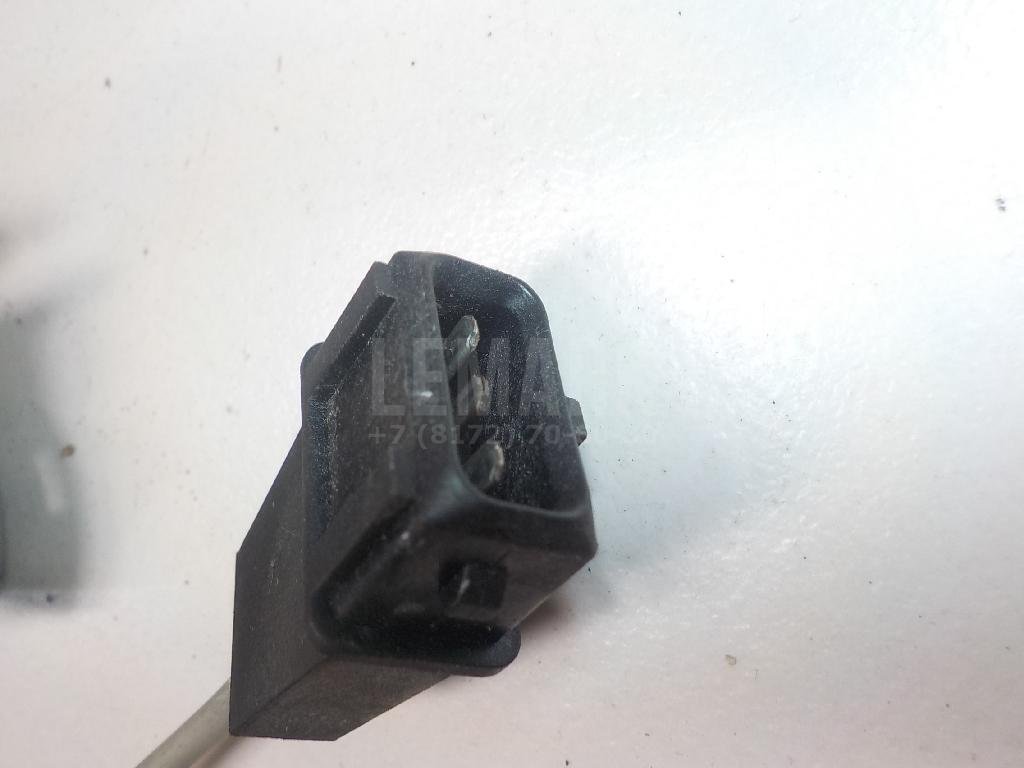 Вставка замка двери прав.