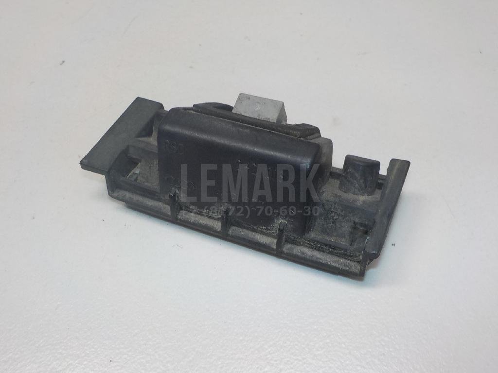 Кронштейн фонаря для  Audi A4 [B7] 2005-2007