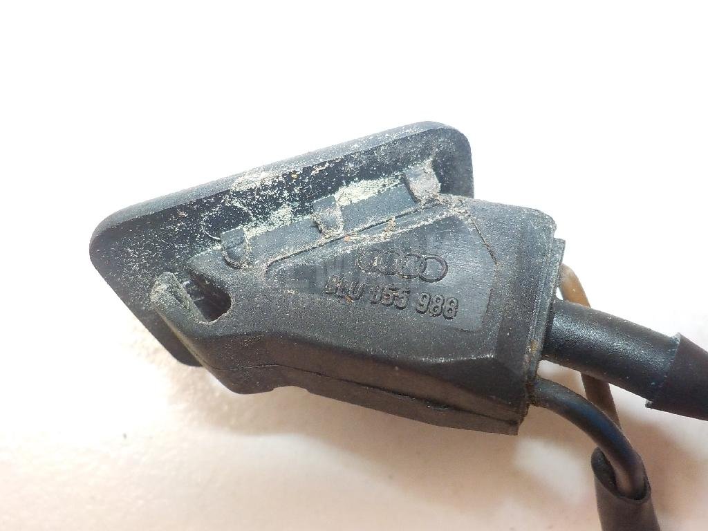 Форсунка омывателя лобового стекла