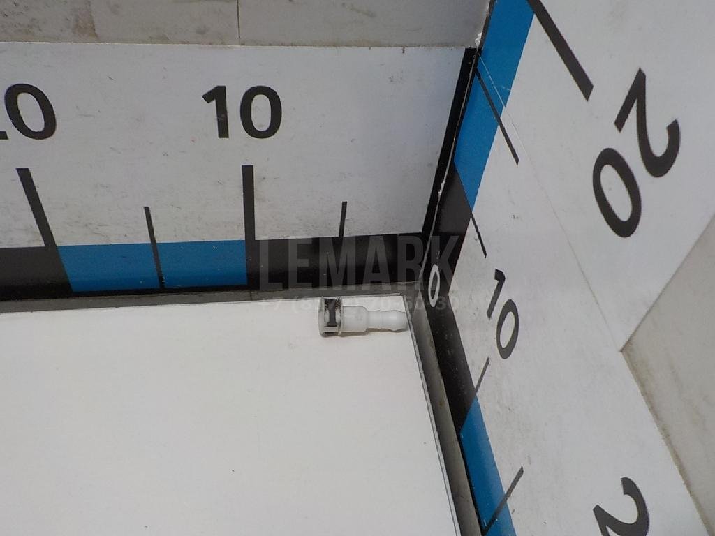 Штуцер трубки омывателя для  Audi A3 [8PA] Sportback 2004-2013