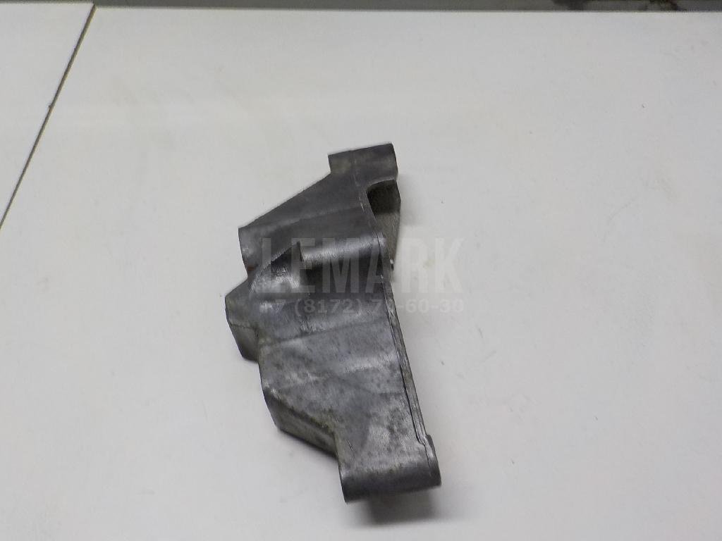 Кронштейн двигателя левый