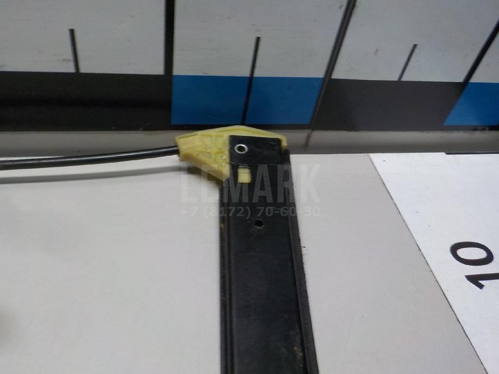 Стеклоподъемник электр. передний правый