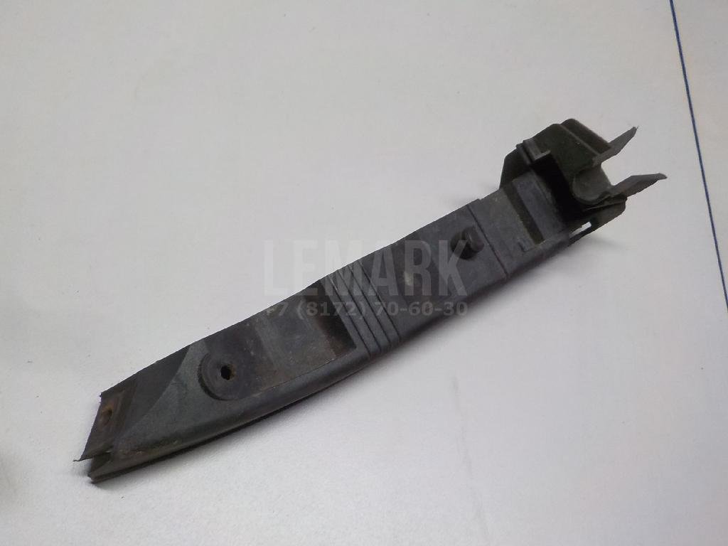 Направляющая переднего бампера правая