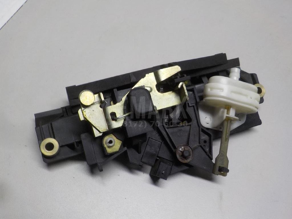 Замок багажника