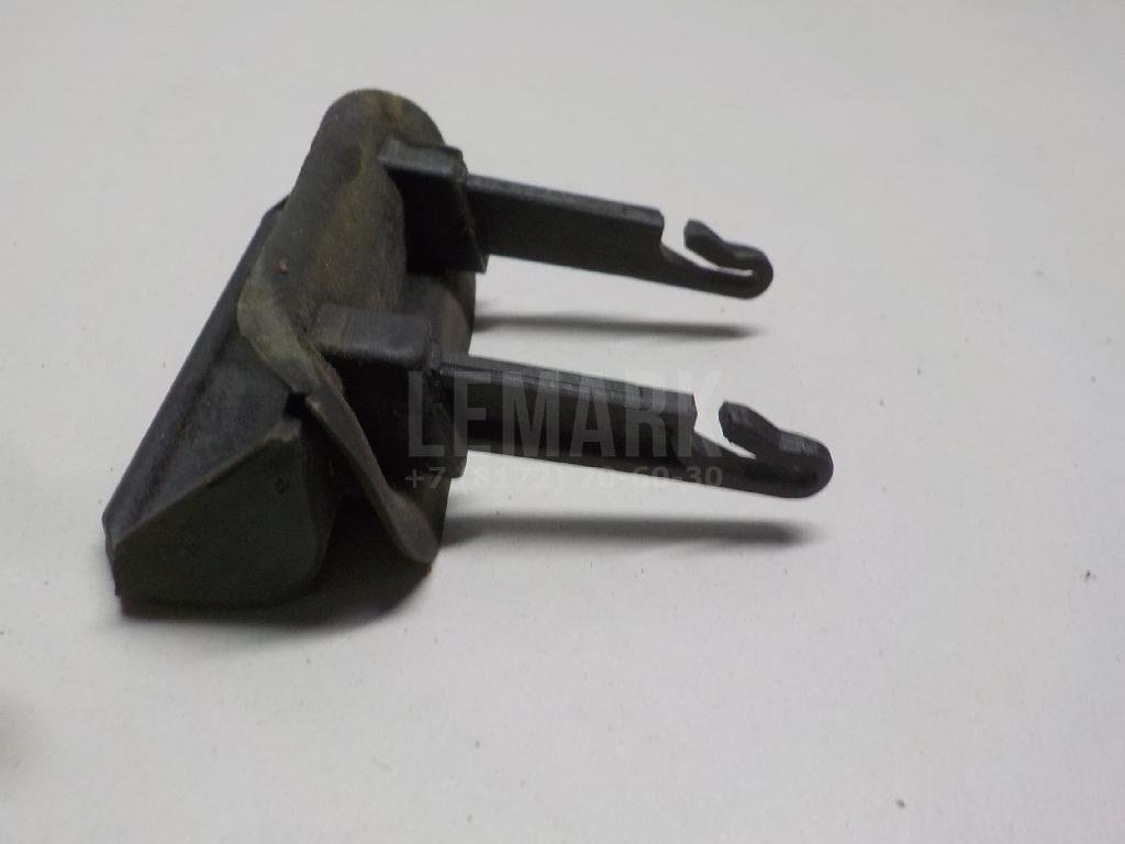 Ручка двери багажника наружная правая