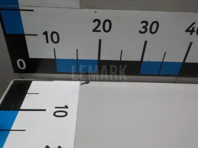 Форсунка омывателя зад стекла