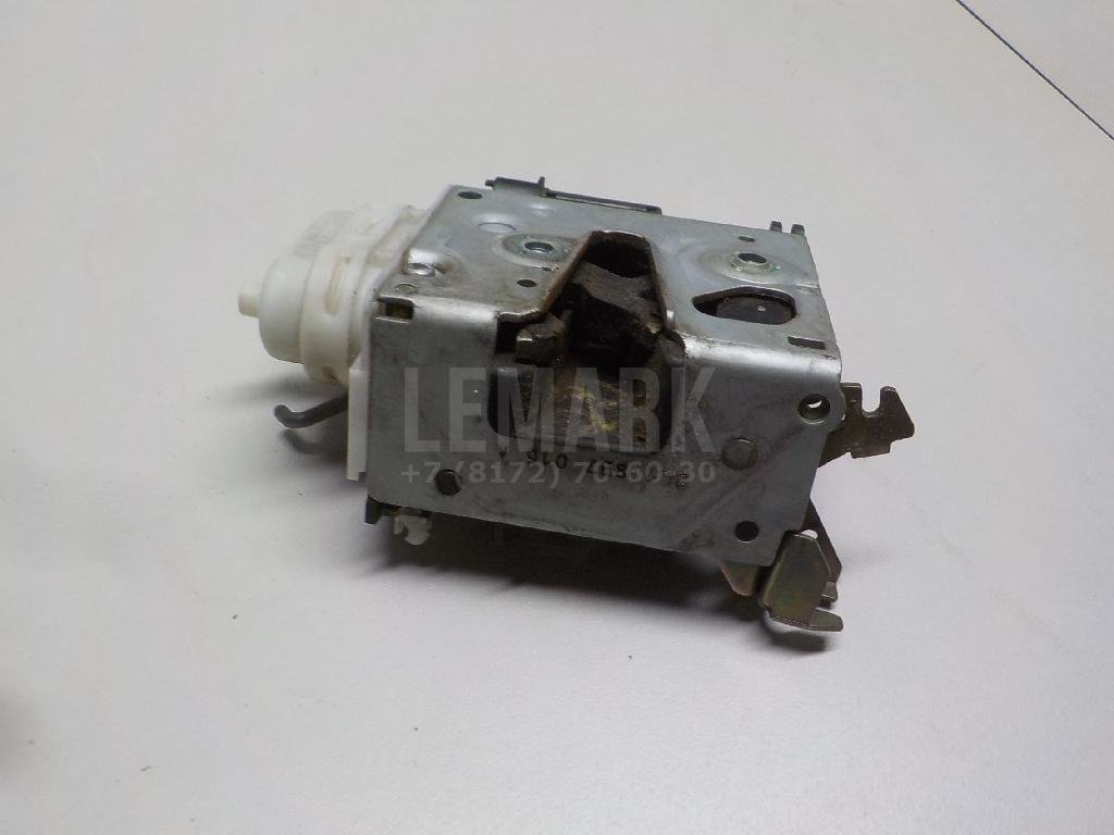 Замок двери передней правой