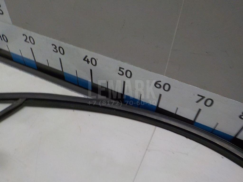 Уплотнитель двери