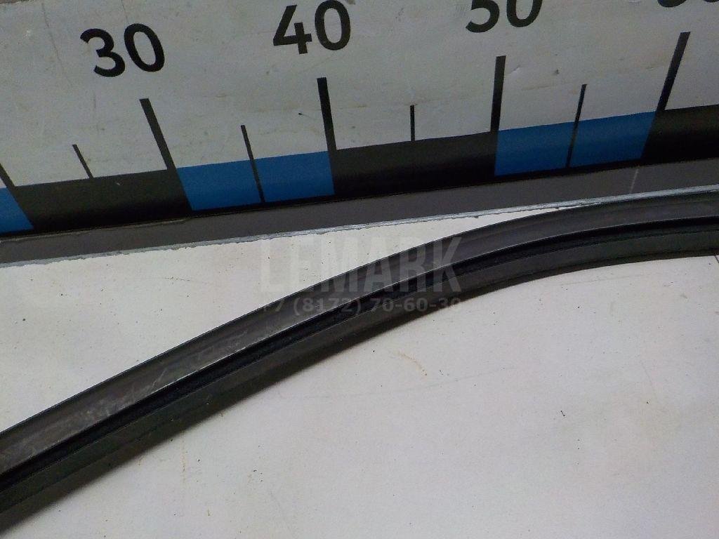 Уплотнитель двери