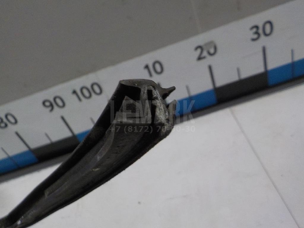 Уплотнитель двери