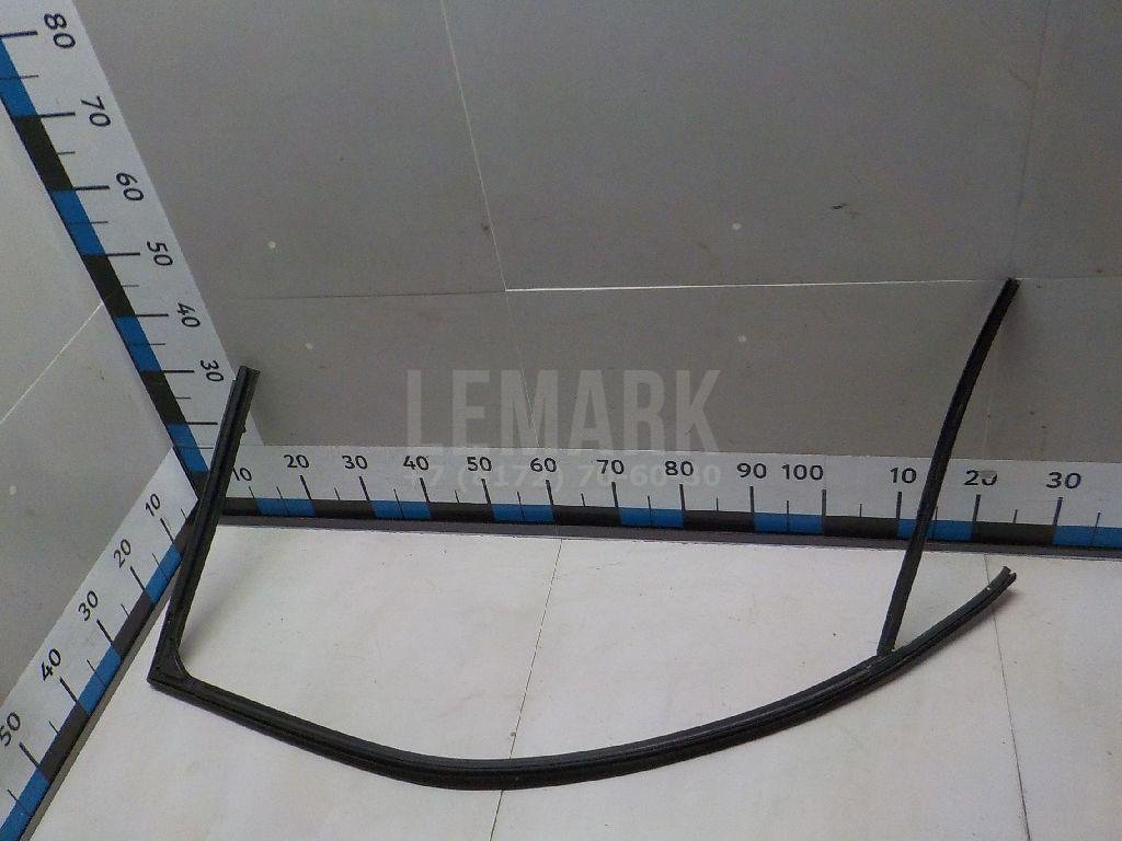 Уплотнитель двери