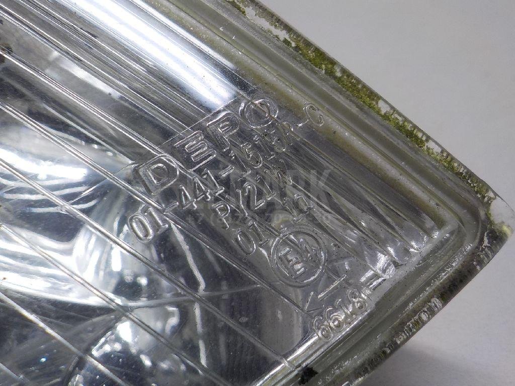 Указатель поворота правый белый