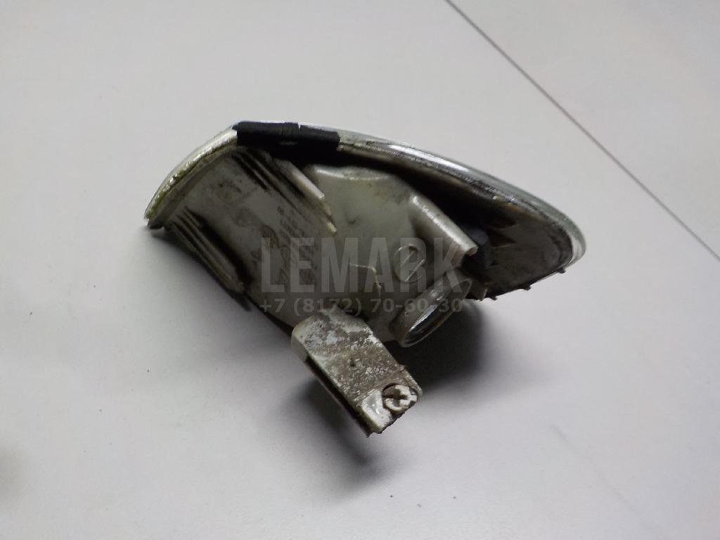 Указатель поворота правый белый