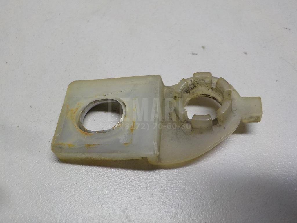 Кронштейн крепления фары