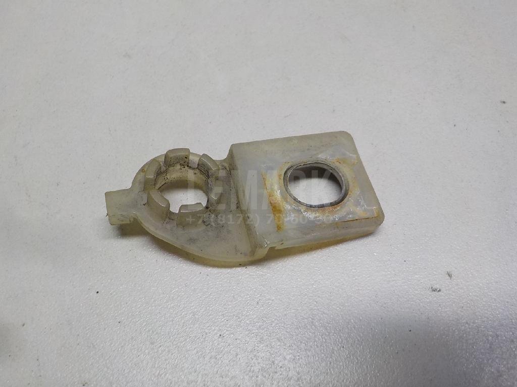 Кронштейн крепления фары