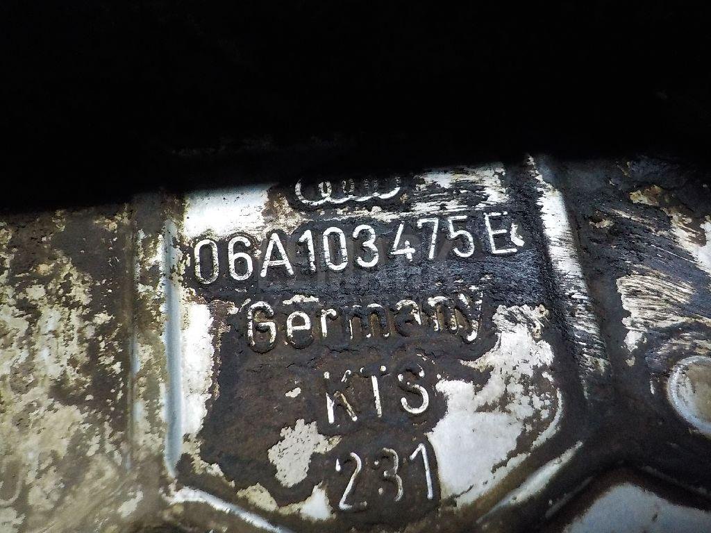 Крышка головки блока (клапанная)