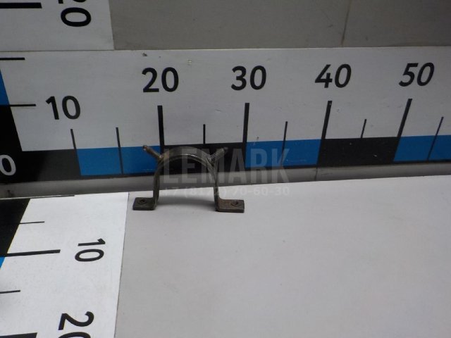 Крепеж рулевой рейки