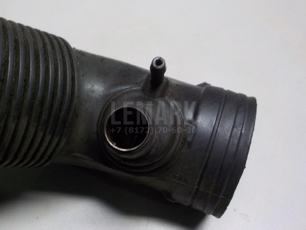 Патрубок воздушного фильтра