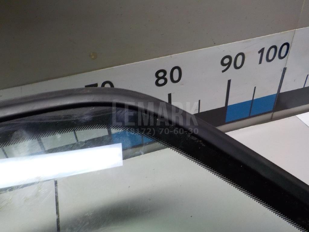 Стекло кузовное открывающееся (форточка) левое