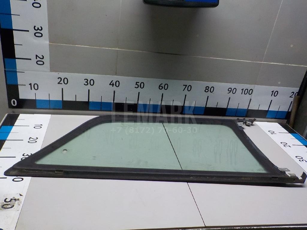 Стекло кузовное открывающееся (форточка) левое