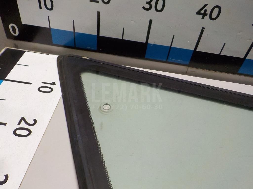 Стекло кузовное открывающееся (форточка) правое